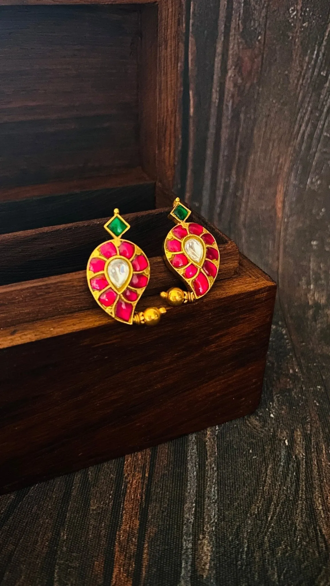 Antique Manga Earring