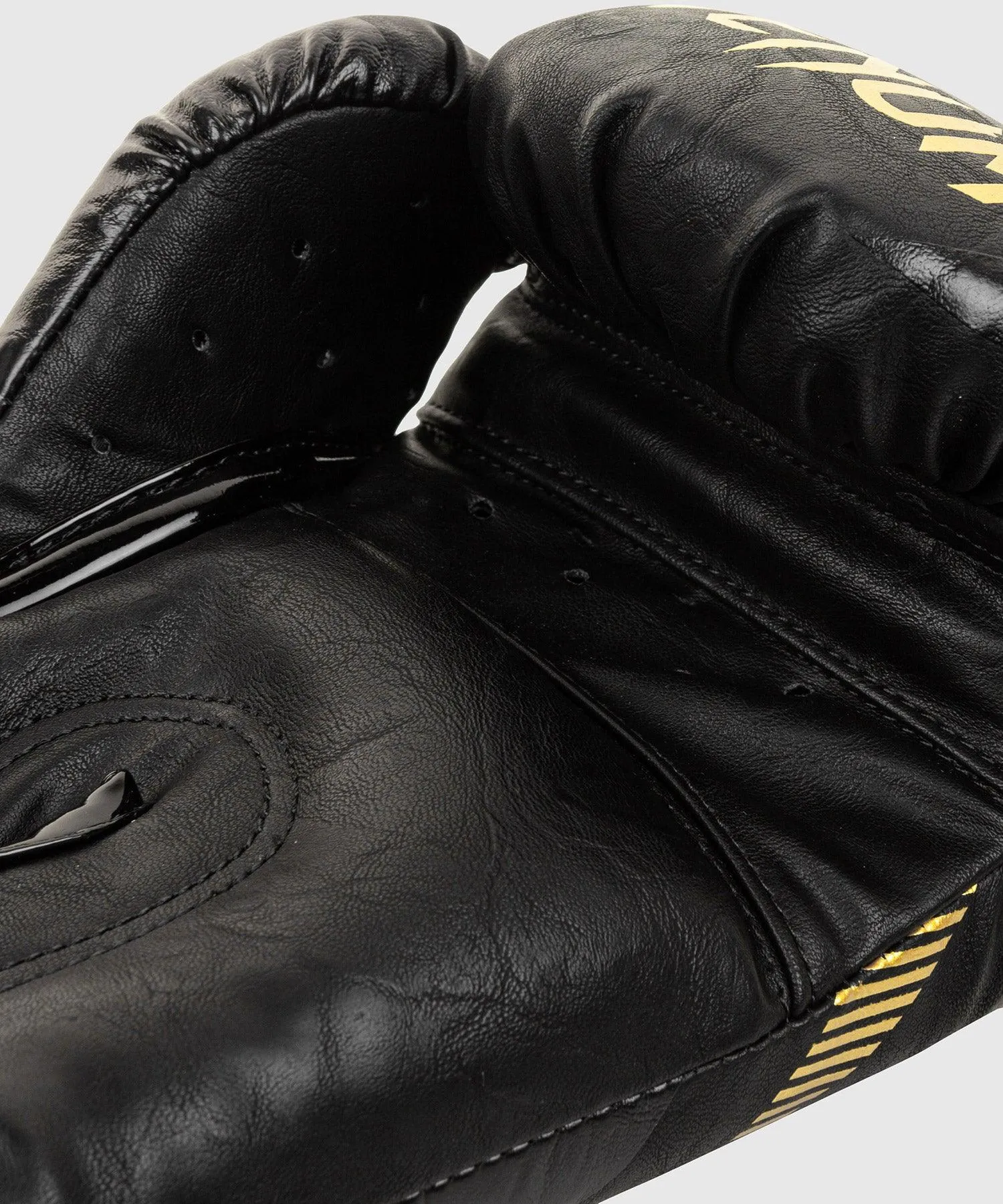 Guantes de Boxeo Venum Impact - Oro/Negro