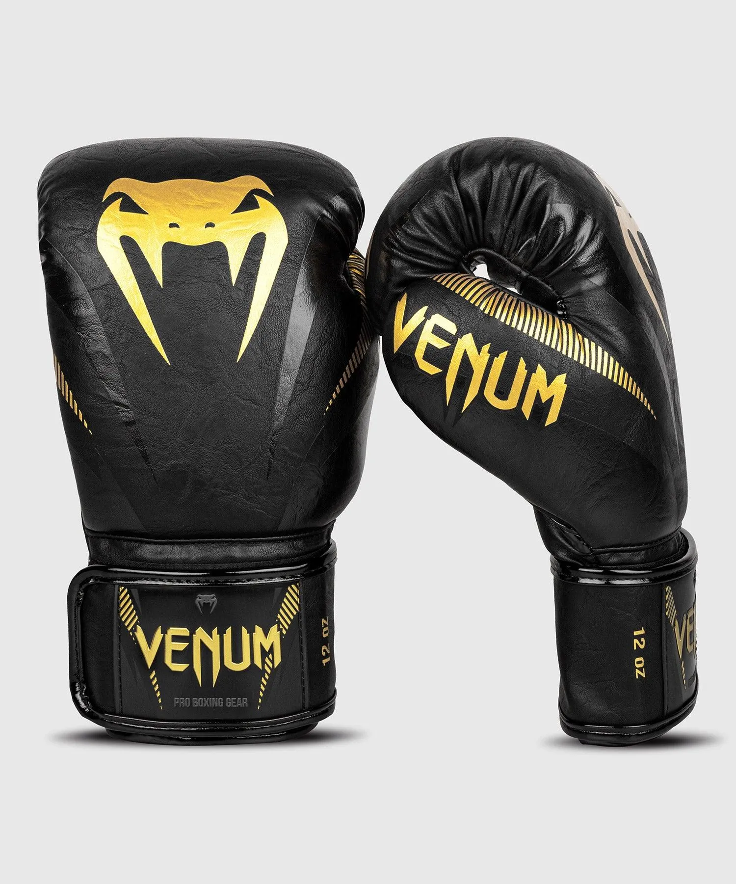 Guantes de Boxeo Venum Impact - Oro/Negro