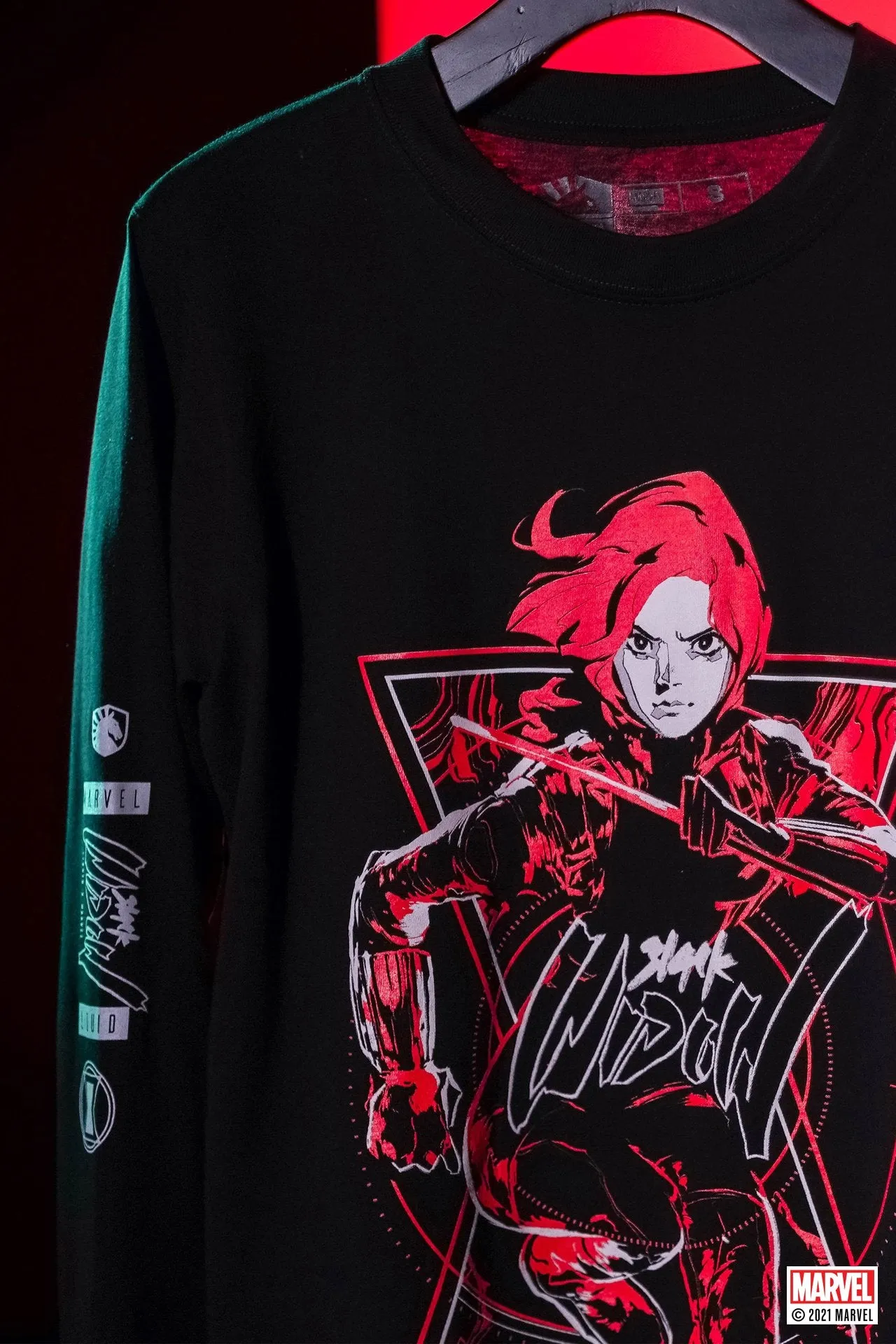 LIQUID x MARVEL BLACK WIDOW LONG SLEEVE TEE