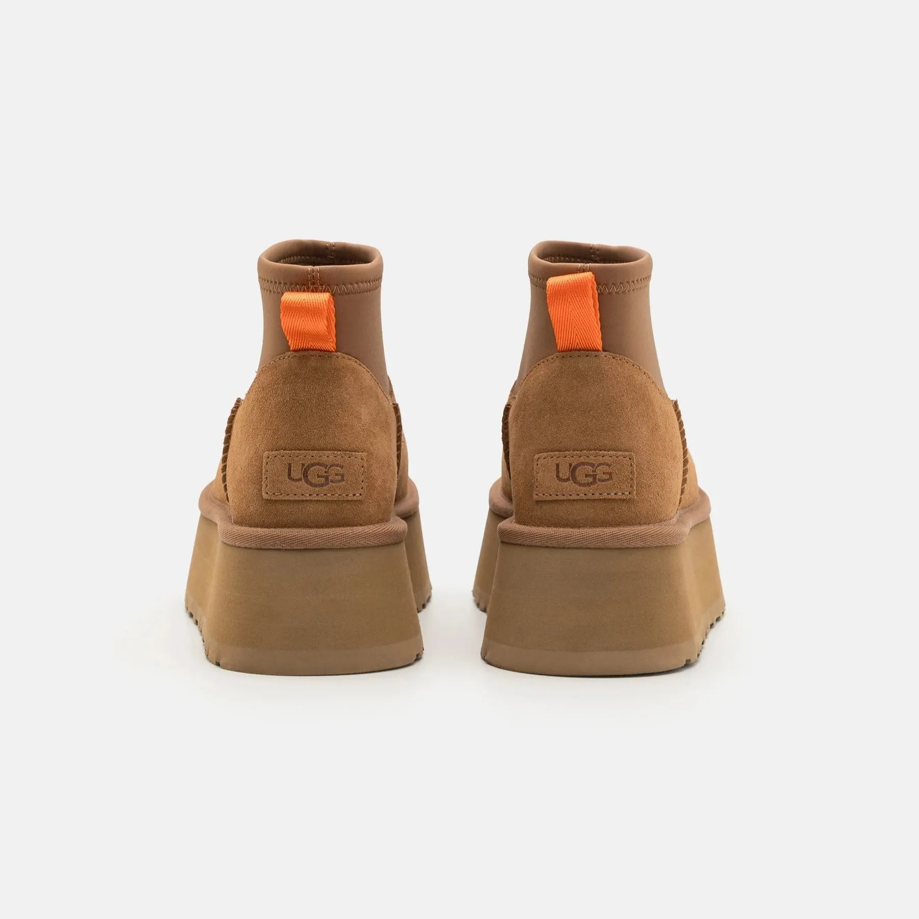 UGG | BOTAS MUJER | CLASSIC MINI DIPPER CHESTNUT | MARRÓN